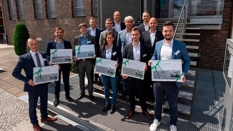 Schaeffler FAG Stiftung zeichnet Arbeiten von jungen Forschenden aus